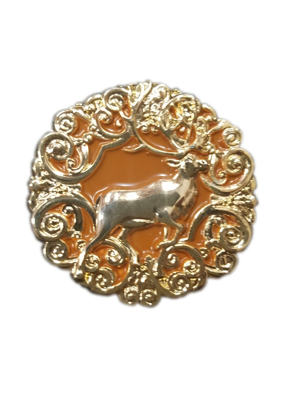 santa-claus-accessories-brooch-reindeer-wreath-with-caramel-background-gold-polished-finish