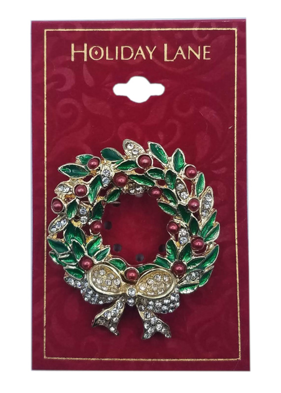 santa-claus-accessories-pin-christmas-wreath