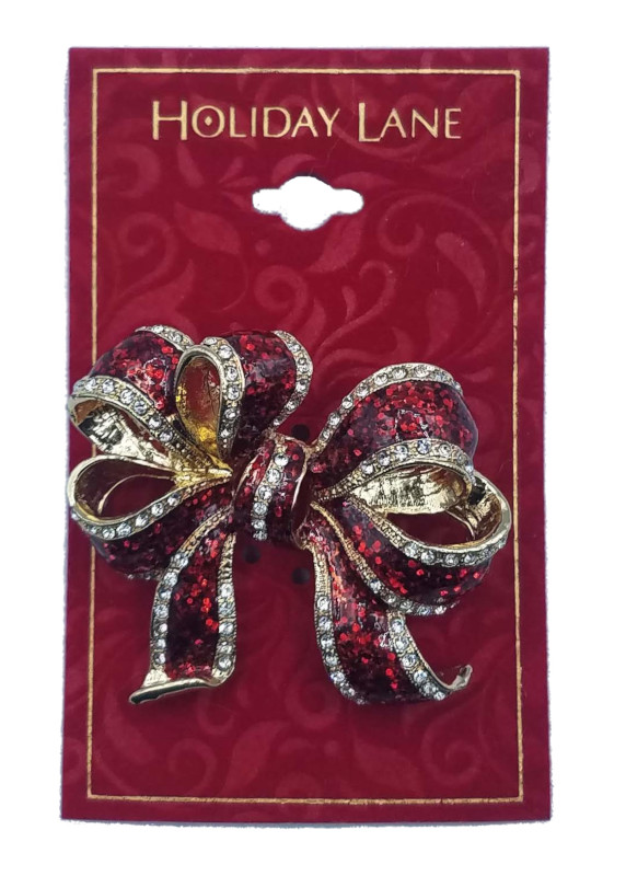 santa-claus-accessories-pin-ribbon-present
